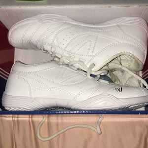 varsity cheer shoes